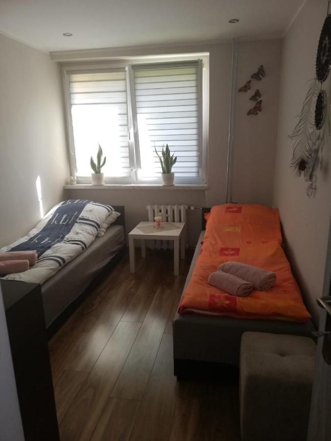 Apartament Dwupokojowy O Wysokim Standardzie Lejlighed Ruda Slaska Eksteriør billede